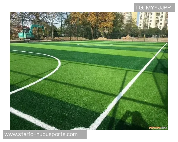 探索足球菱形切割技术的奥秘与应用潜力分析